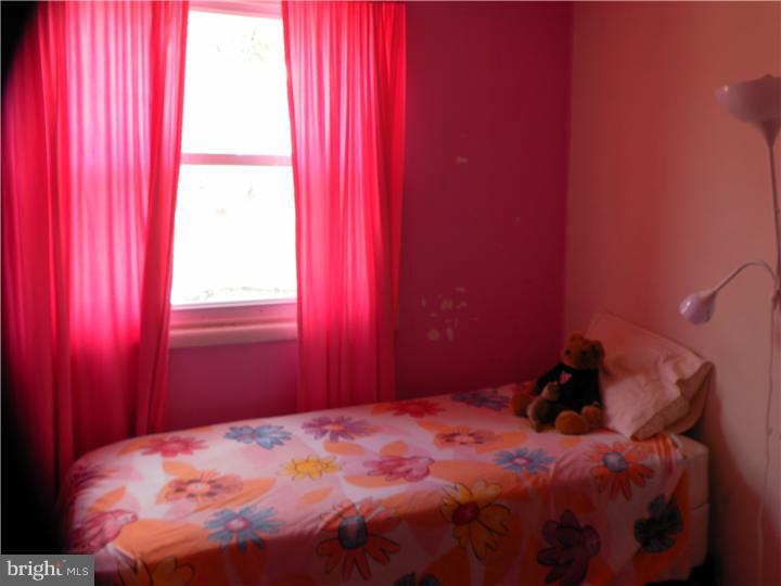 3783 Lankenau Road Philadelphia, PA 19131 - Photo 19 of 25 Bedroom 3
