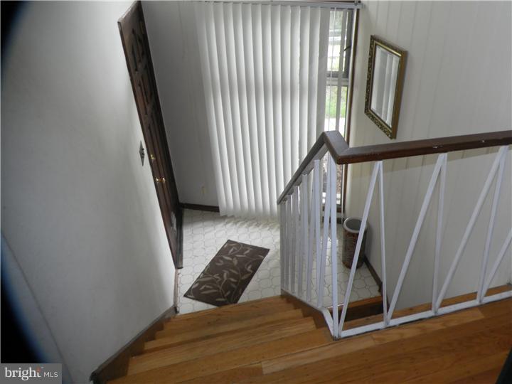 3783 Lankenau Road Philadelphia, PA 19131 - Photo 5 of 25 Foyer