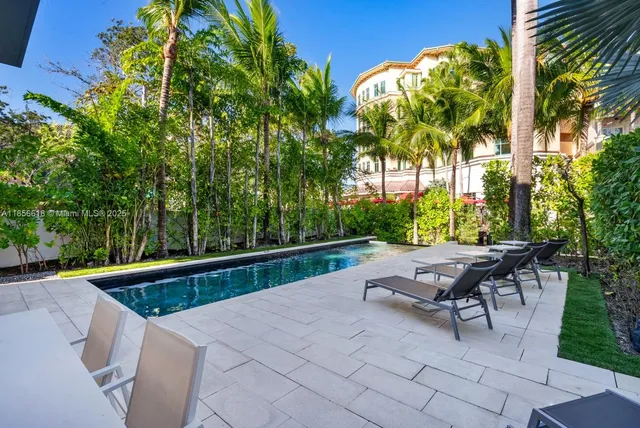 $50,000 | 310 Southeast 11th Avenue, Fort Lauderdale, FL 33301