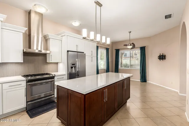 $599,999 | 522 South Marina Drive, Gilbert, AZ 85233