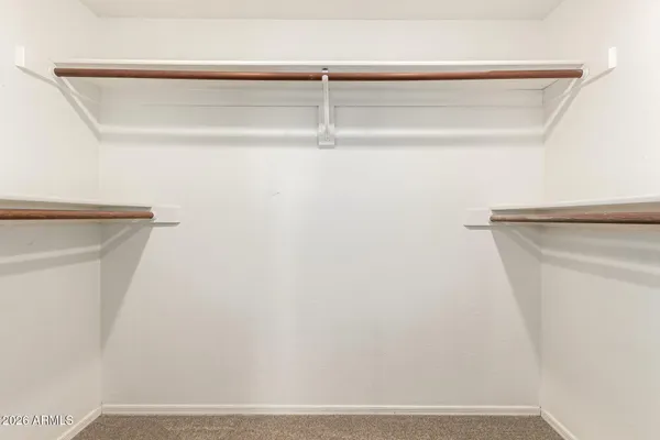 $575,000 | 522 South Marina Drive, Gilbert, AZ 85233