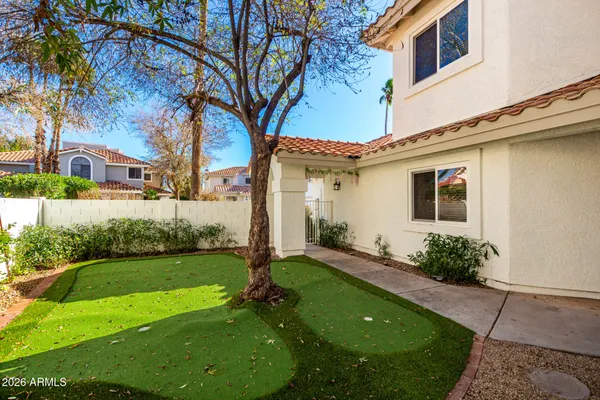 $575,000 | 522 South Marina Drive, Gilbert, AZ 85233