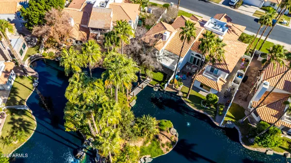 $575,000 | 522 South Marina Drive, Gilbert, AZ 85233