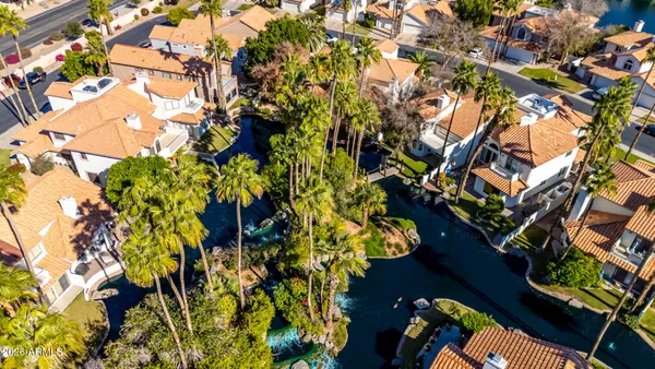 $575,000 | 522 South Marina Drive, Gilbert, AZ 85233