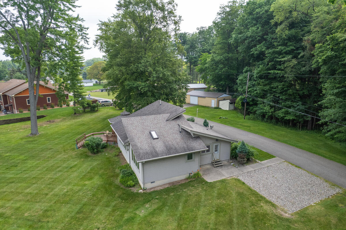 128 Wilmin Road Quincy, MI 49082 - Photo 36 of 38 128-Wilmin-Rd-Quincy-MI-49082-4