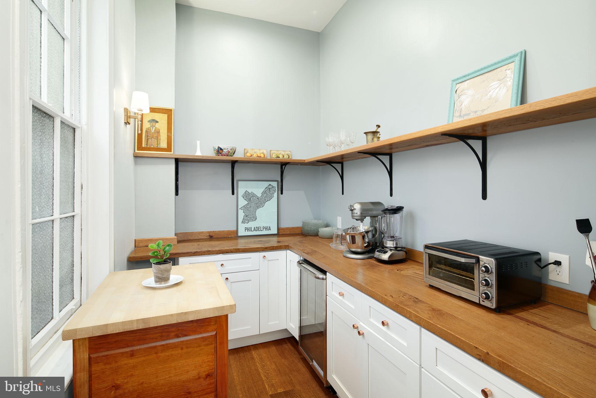 2022 Spruce Street Philadelphia, PA 19103 - Photo 12 of 40