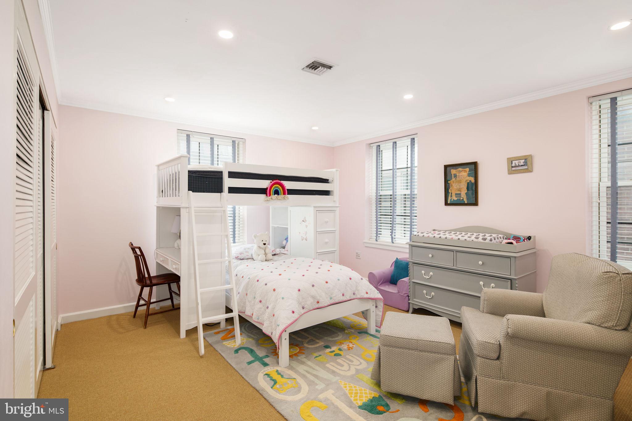 2022 Spruce Street Philadelphia, PA 19103 - Photo 28 of 40