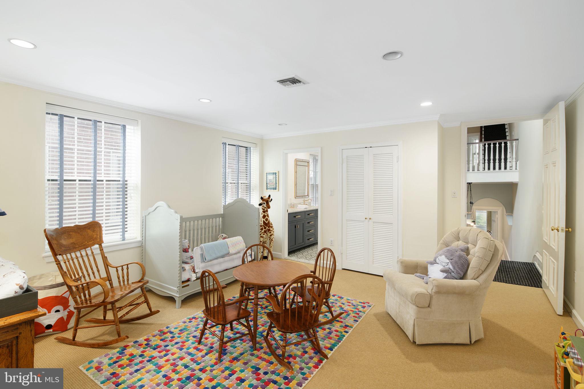 2022 Spruce Street Philadelphia, PA 19103 - Photo 31 of 40