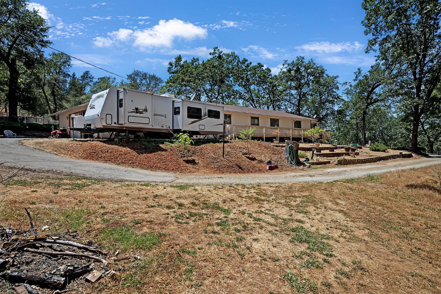 5180 Newtown Road Placerville, CA 95667 - Photo 9 of 32