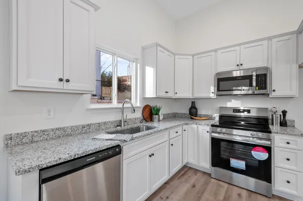 $309,900 | 1118 West 1st Street, Dickson, TN 37055