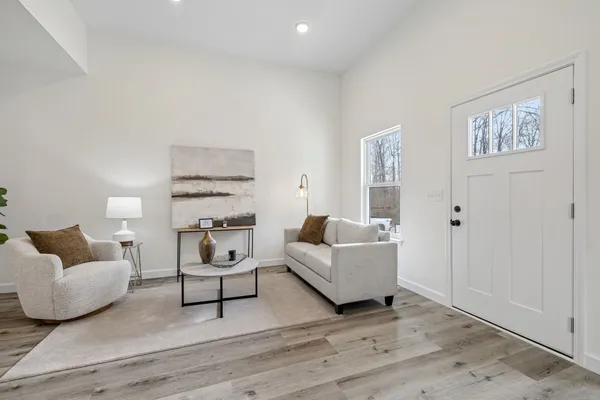 $309,900 | 1118 West 1st Street, Dickson, TN 37055