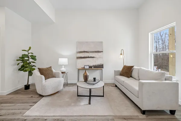 $309,900 | 1118 West 1st Street, Dickson, TN 37055