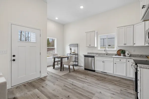 $309,900 | 1118 West 1st Street, Dickson, TN 37055