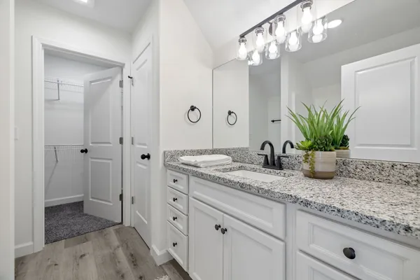 $309,900 | 1118 West 1st Street, Dickson, TN 37055