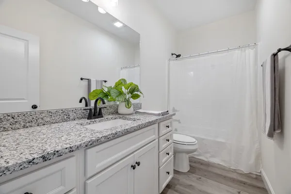 $309,900 | 1118 West 1st Street, Dickson, TN 37055