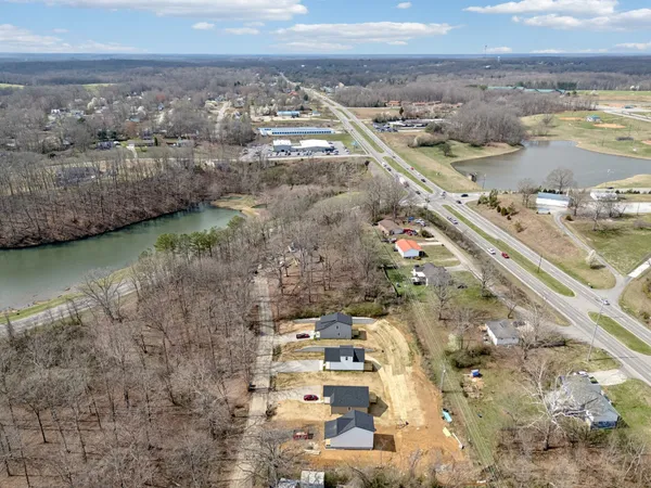 $309,900 | 1118 West 1st Street, Dickson, TN 37055