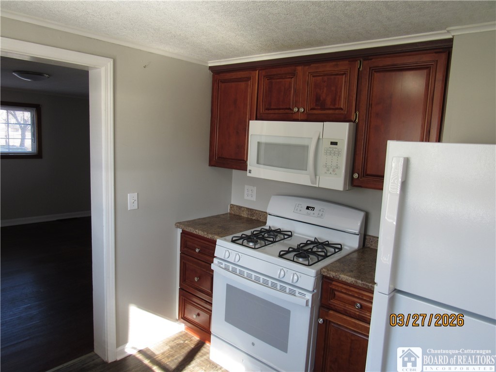113 South Martin Street Dunkirk, NY 14048 - Photo 10 of 24
