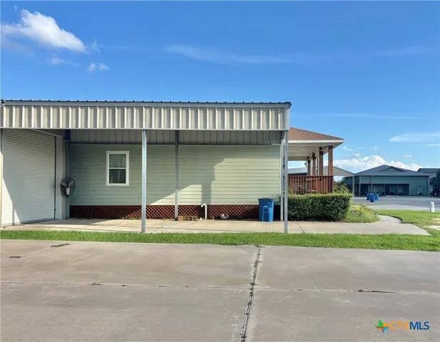 $549,000 | 193 Coastal Oaks Loop, Port O'Connor, TX 77982