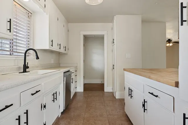 $450,000 | 510 East Minnesota Avenue, Turlock, CA 95382