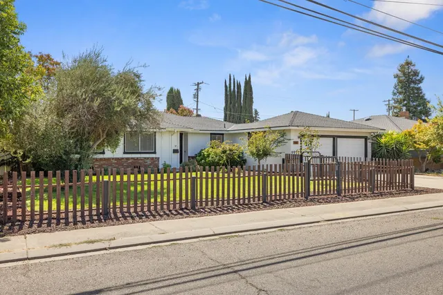 $450,000 | 510 East Minnesota Avenue, Turlock, CA 95382
