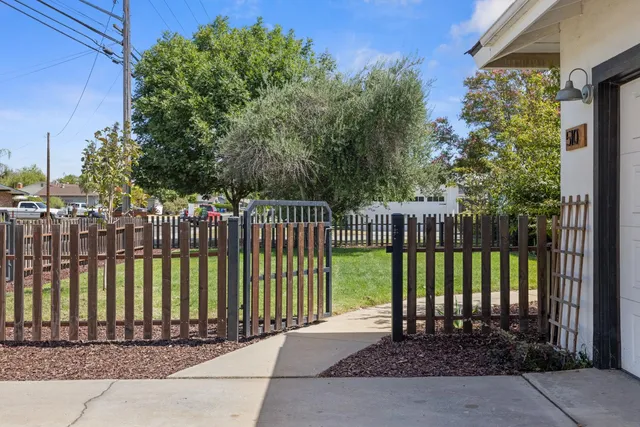 $450,000 | 510 East Minnesota Avenue, Turlock, CA 95382