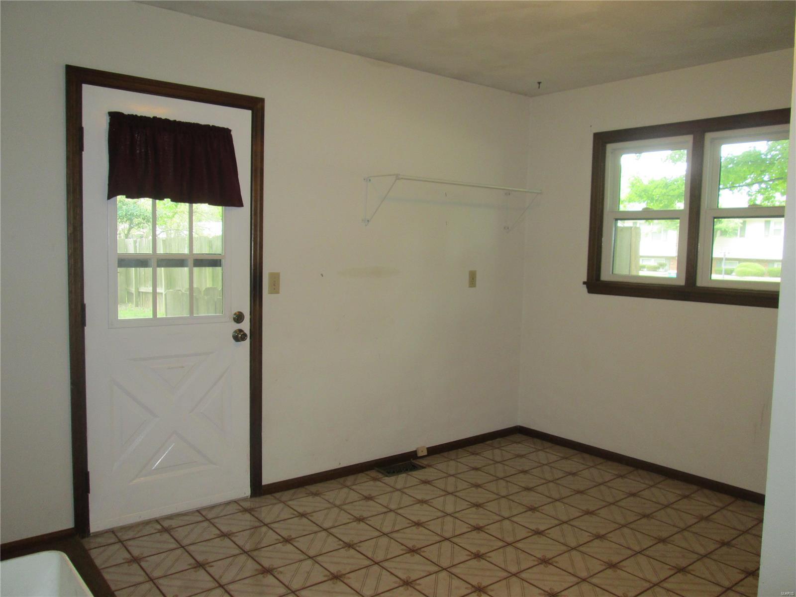 101 Jennifer Court O'Fallon, IL 62269 - Photo 19 of 41