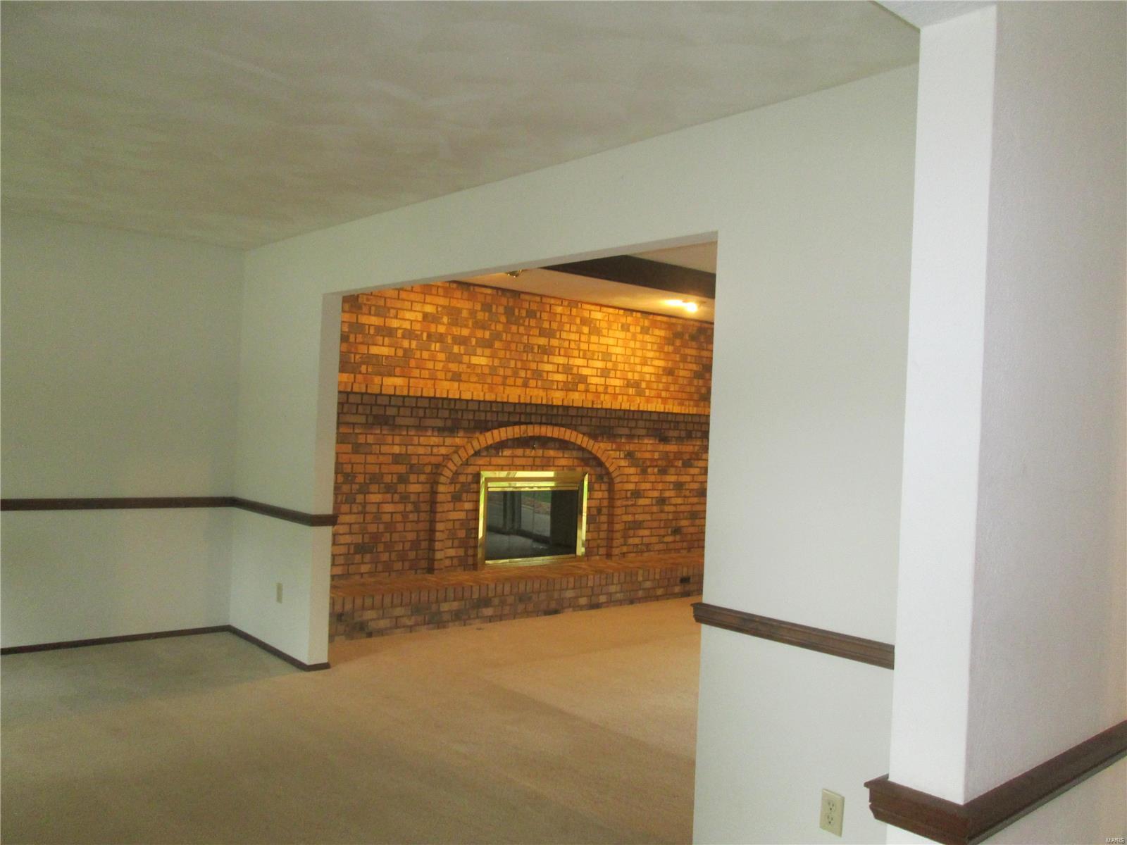 101 Jennifer Court O'Fallon, IL 62269 - Photo 8 of 41
