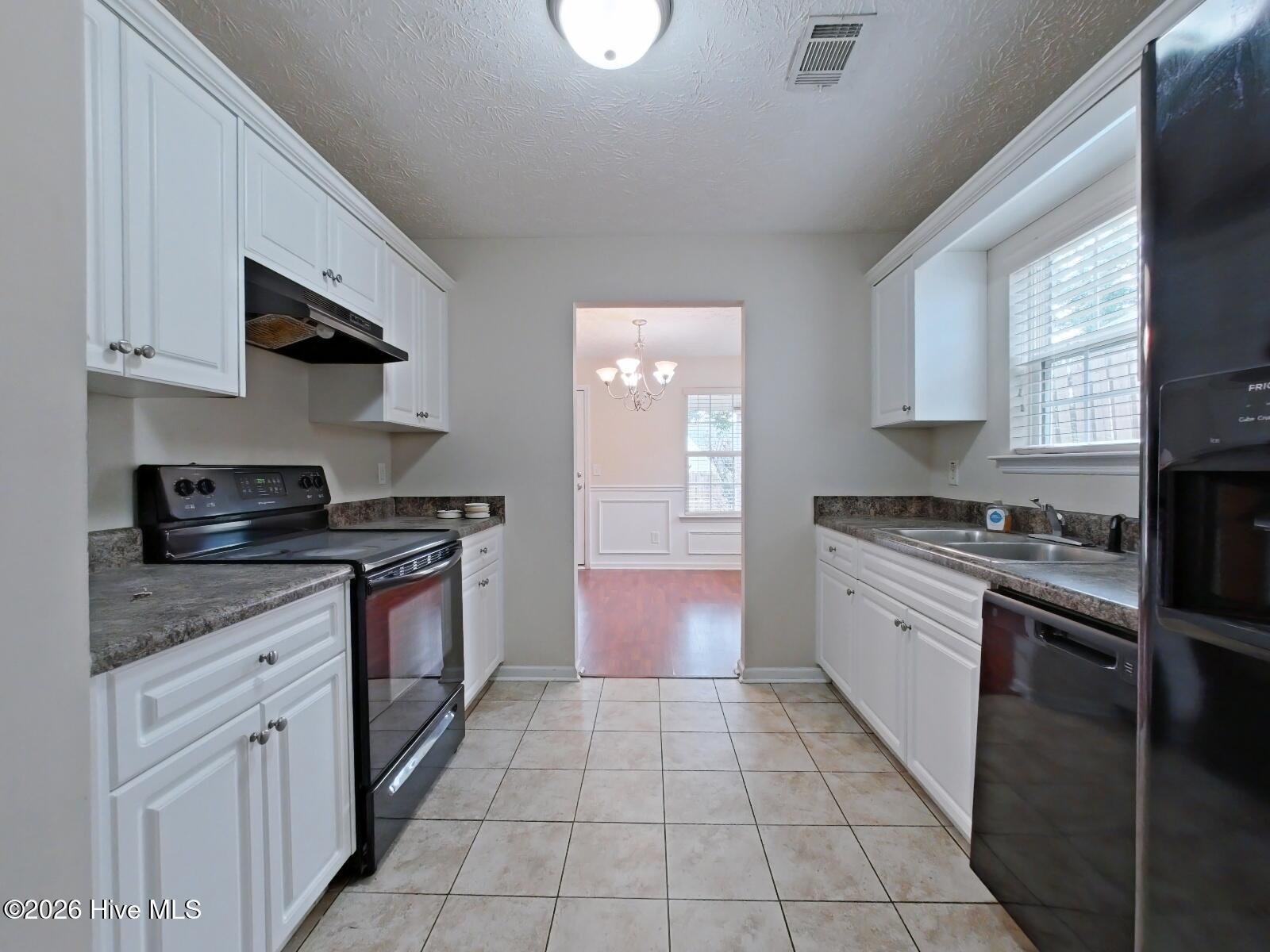 298 High Meadows Circle Grovetown, GA 30813 - Photo 5 of 21 Kitchen (9)