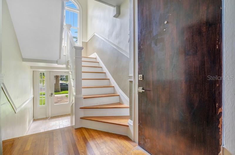 613 East Ridgewood Street, Unit 2 Orlando, FL 32803 - Photo 3 of 28