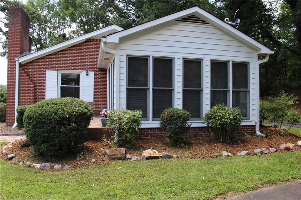 3908 Woodruff Road Jonesville, NC 28642 - Photo 10 of 14 Gallery Image 10