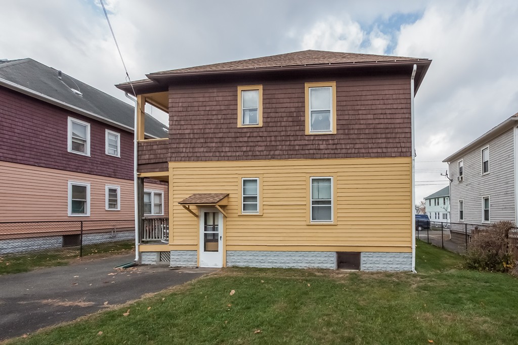 85-87 Lyons Street Springfield, MA 01151 - Photo 22 of 24 Gallery Image 22