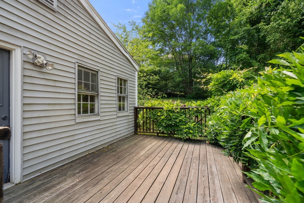 40 Fairfield Street Maynard, MA 01754 - Photo 20 of 38