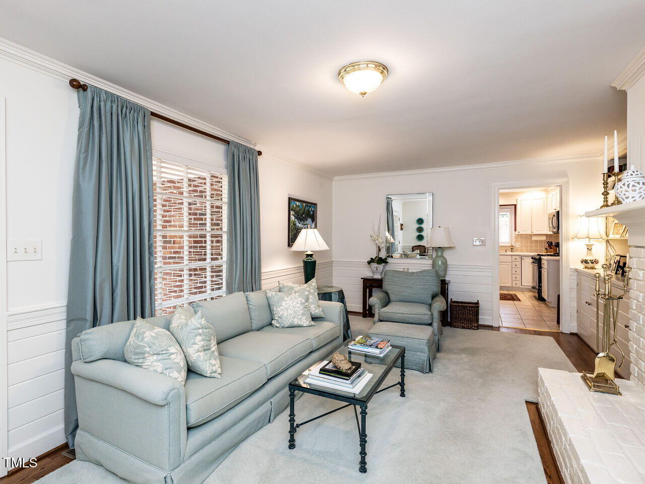 3209 Northampton Street Raleigh, NC 27609 - Photo 14 of 31 011-1280x960-family-room-with-fireplace