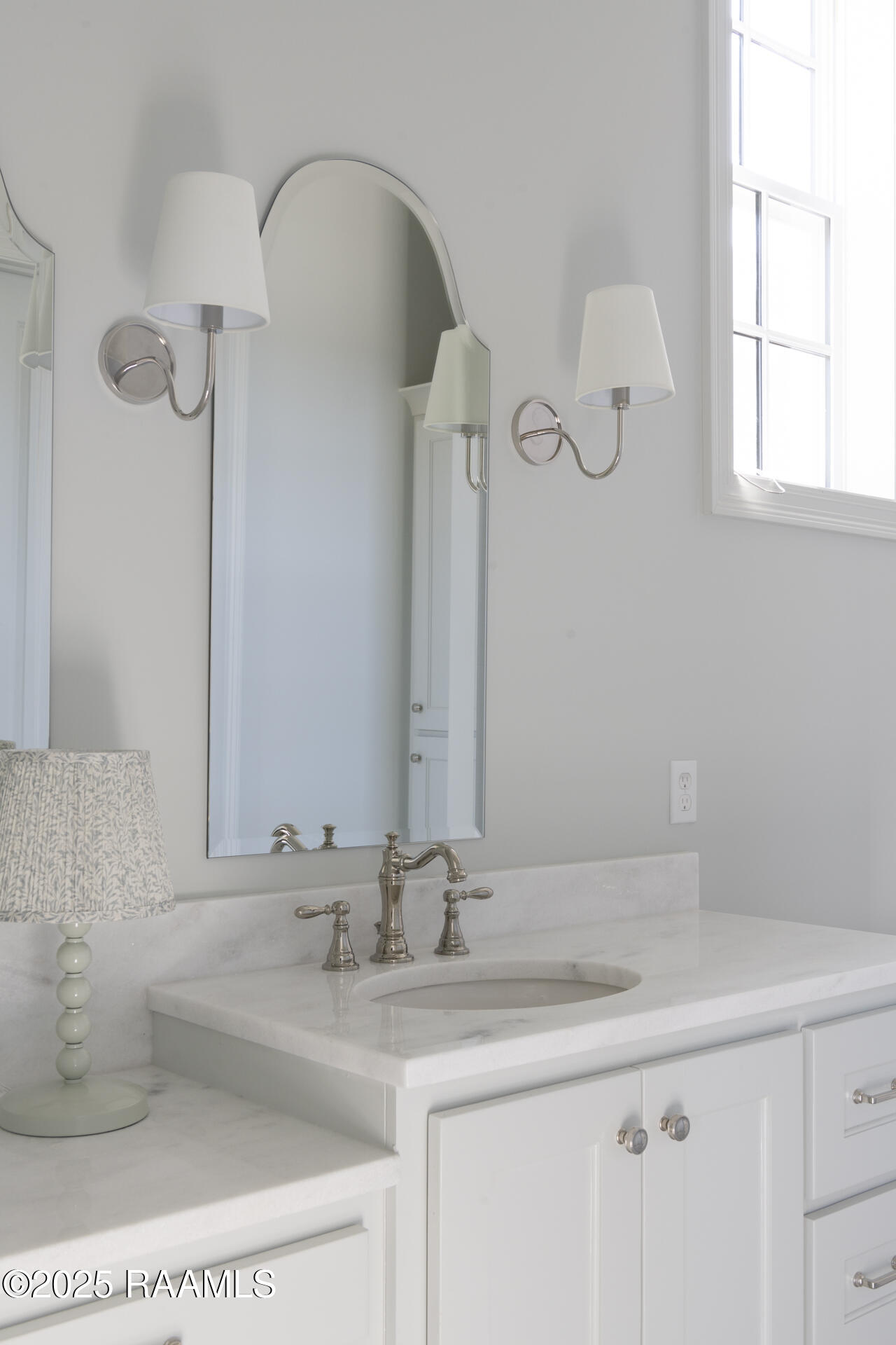 200 Castle Row Lafayette, LA 70506 - Photo 28 of 45 Bathroom 2