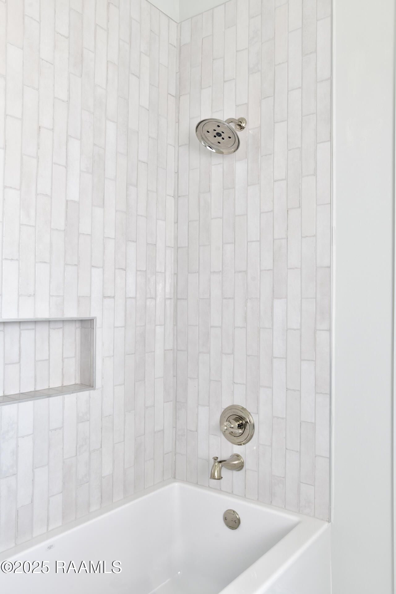 200 Castle Row Lafayette, LA 70506 - Photo 34 of 45 Bathroom 3