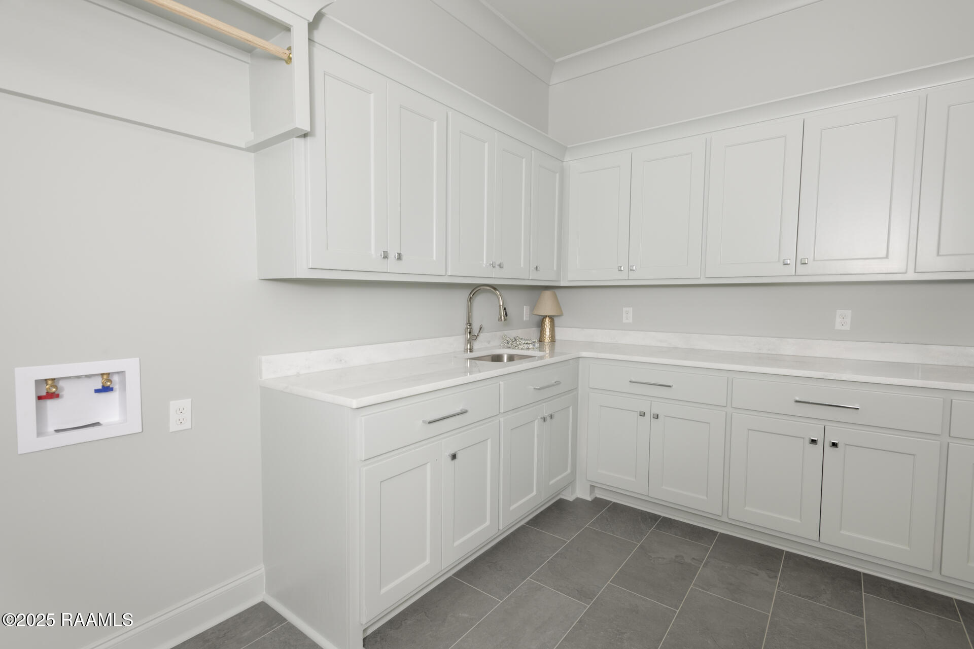 200 Castle Row Lafayette, LA 70506 - Photo 38 of 45 Laundry Room