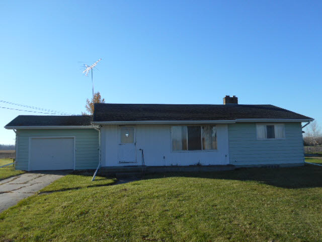 1972 Midland Road Bay City, MI 48706 - Photo 1 of 11 Gallery Image 1