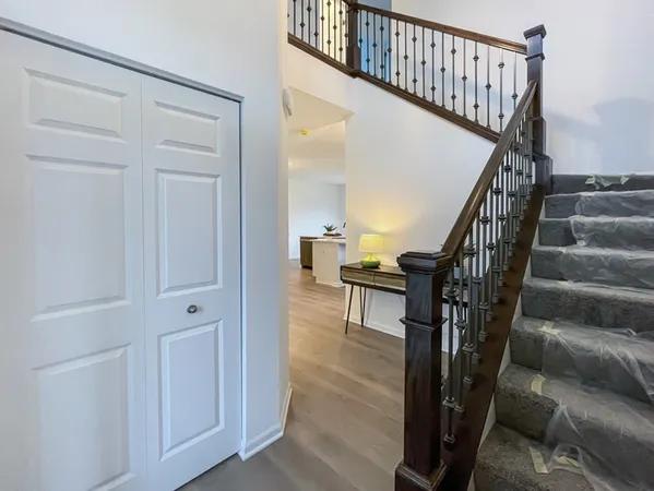 $389,900 | 1550 Glenbrooke Lane, New Lenox, IL 60451