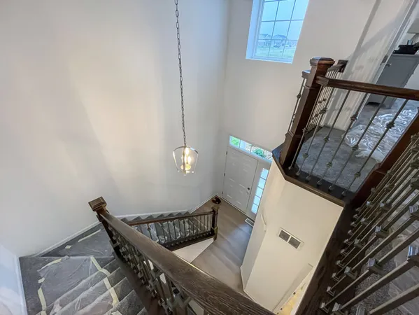 $389,900 | 1550 Glenbrooke Lane, New Lenox, IL 60451