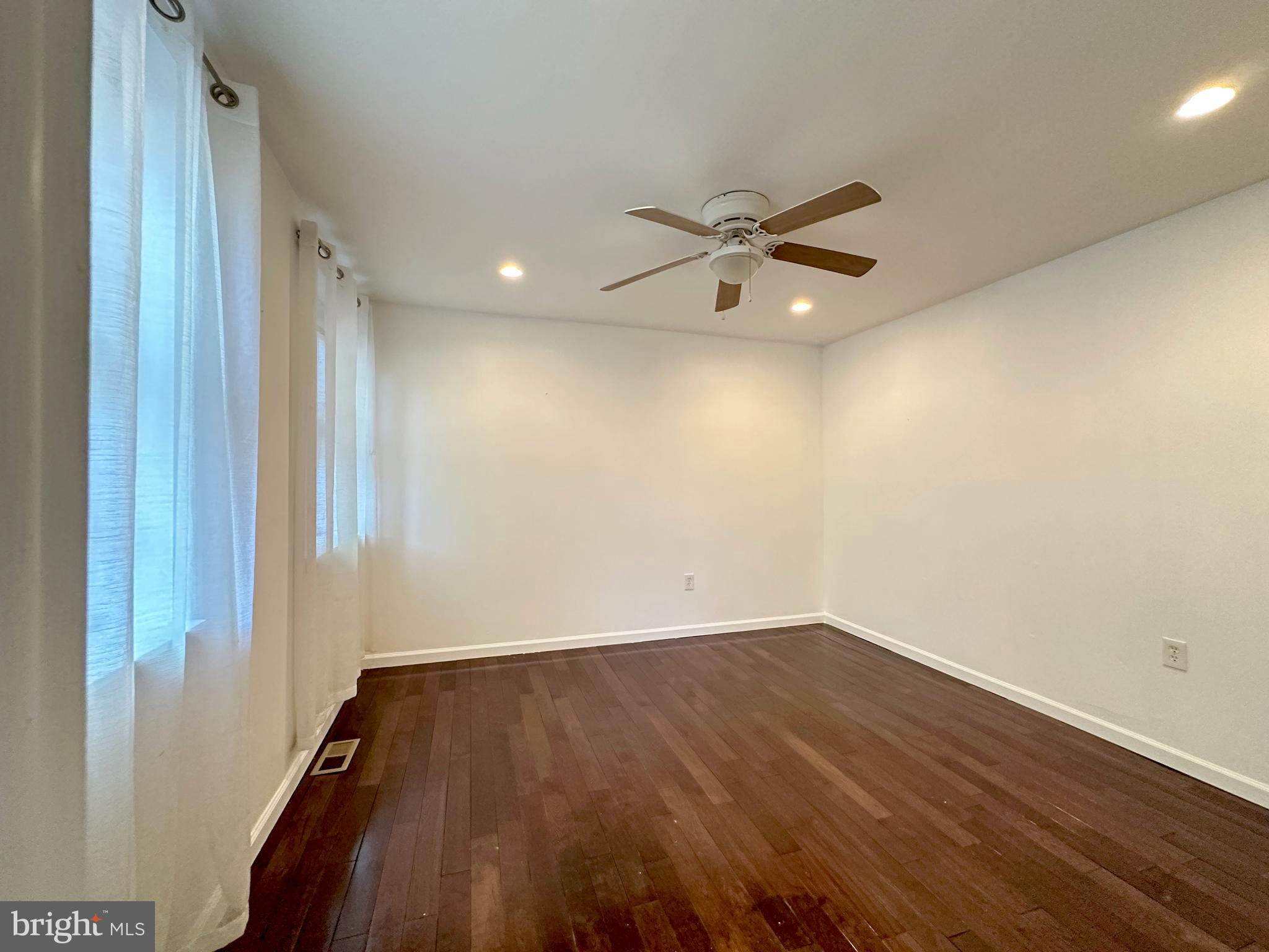 545 Christian Street, Unit 1 Philadelphia, PA 19147 - Photo 21 of 35