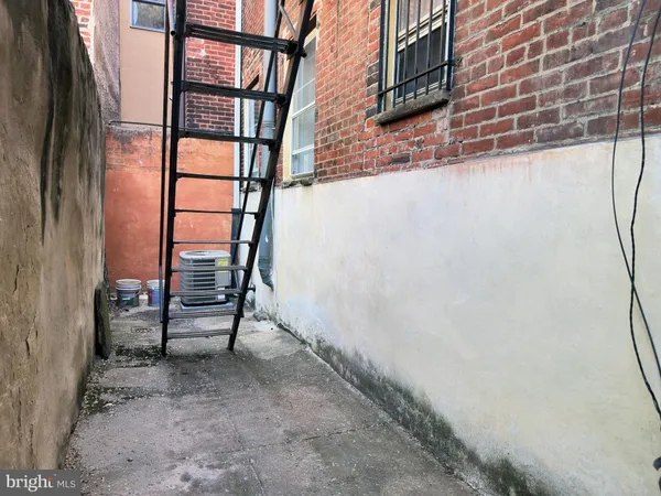 $1,525 | 545 Christian Street, Unit 1, Philadelphia, PA 19147