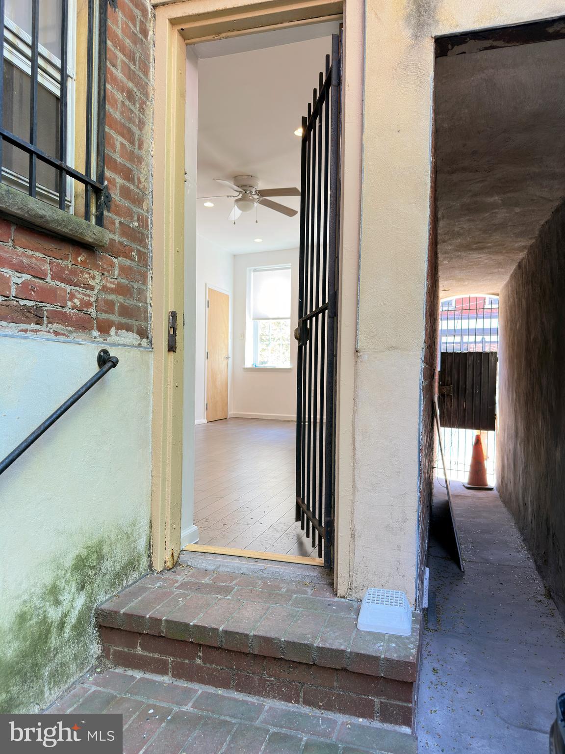 545 Christian Street, Unit 1 Philadelphia, PA 19147 - Photo 9 of 35