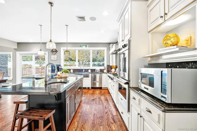 $1,449,000 | 775 Western Highway North, Blauvelt, NY 10913