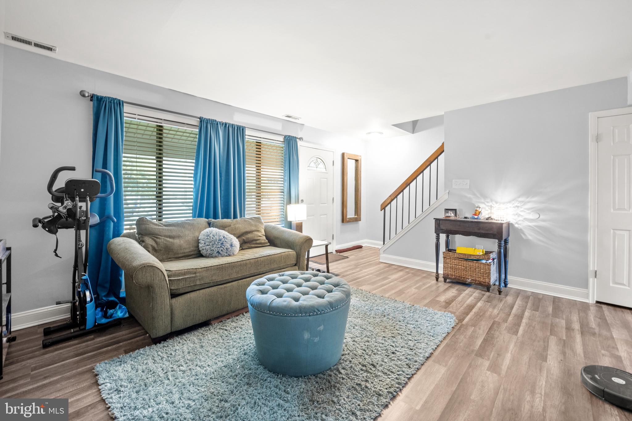 727 Myrtle Avenue Lindenwold, NJ 08021 - Photo 2 of 26 Gallery Image 2