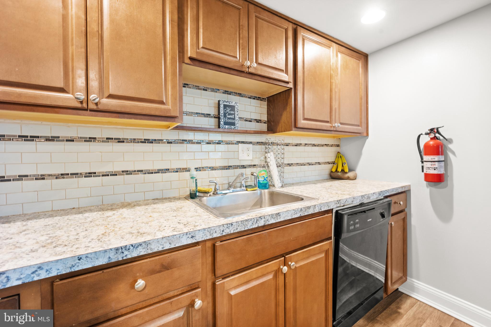 727 Myrtle Avenue Lindenwold, NJ 08021 - Photo 11 of 26 Gallery Image 11