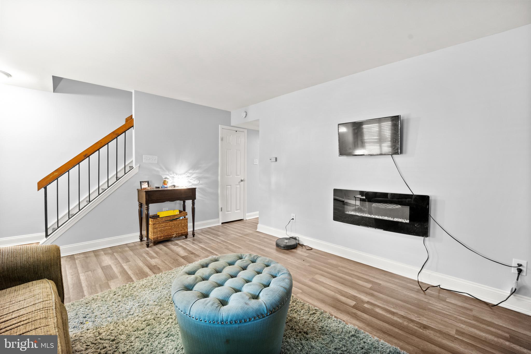 727 Myrtle Avenue Lindenwold, NJ 08021 - Photo 4 of 26 Gallery Image 4