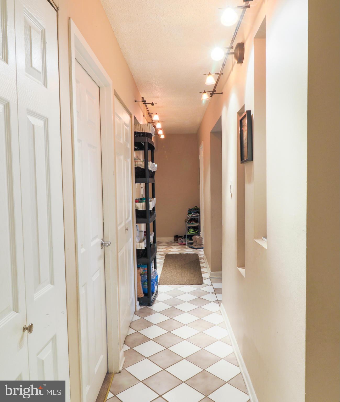 11649 Stoneview Square, Unit 2B Reston, VA 20191 - Photo 12 of 16 Interior (General)