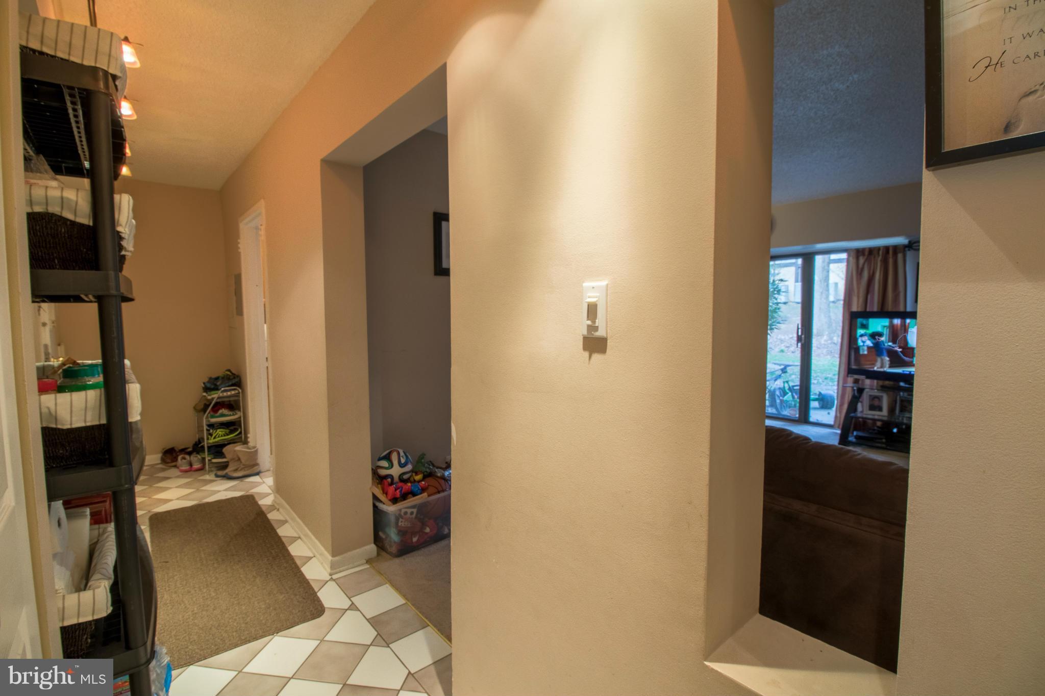 11649 Stoneview Square, Unit 2B Reston, VA 20191 - Photo 16 of 16 Interior (General)