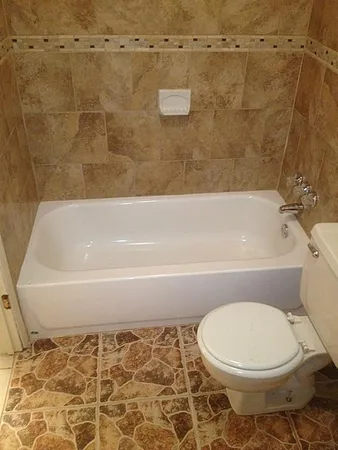 $900 | 10555 Turtlewood Court, Unit 1102, Houston, TX 77072