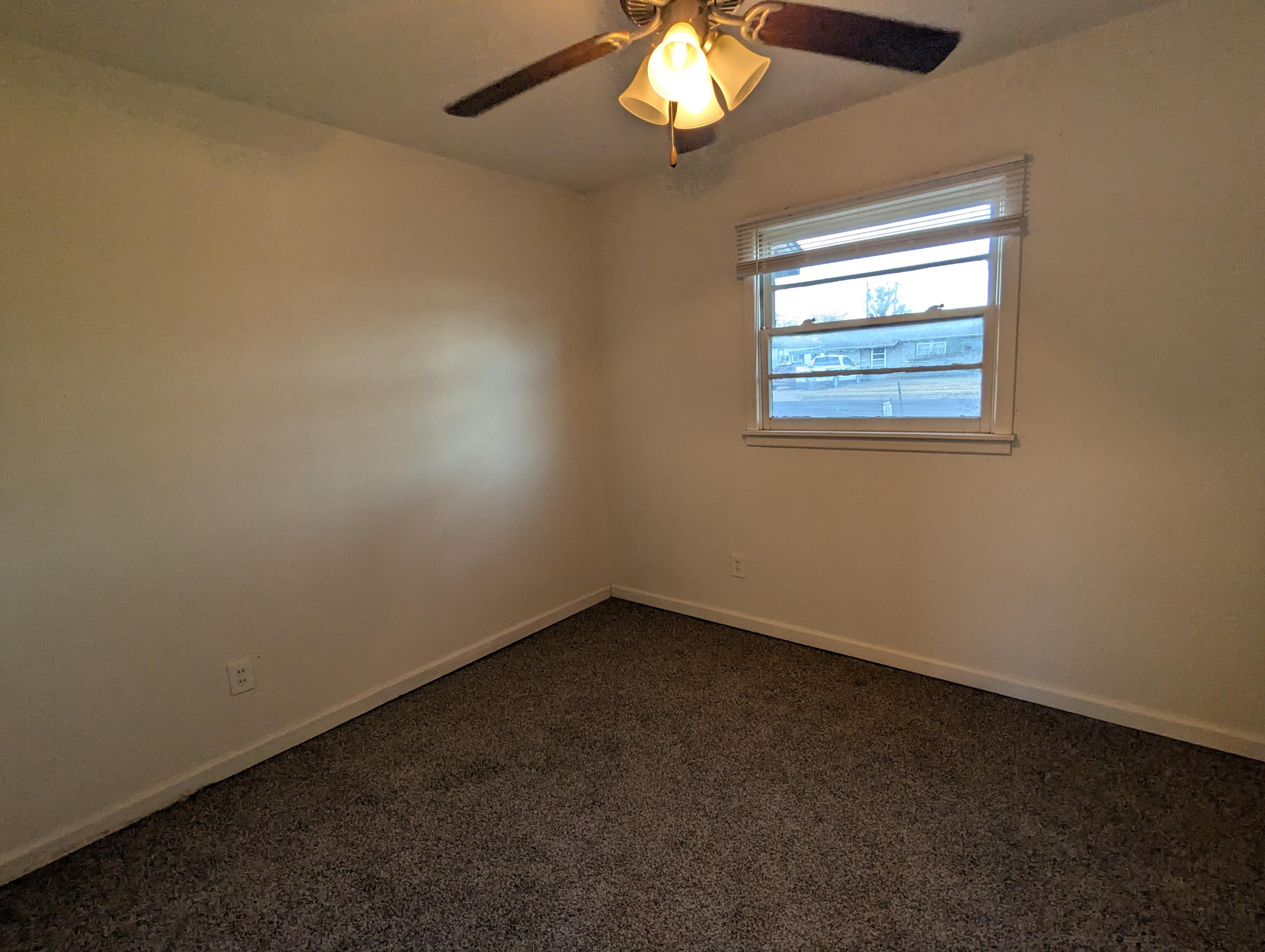 2104 East 29th Street Lubbock, TX 79404 - Photo 9 of 15 PXL_20251104_232154938.MP